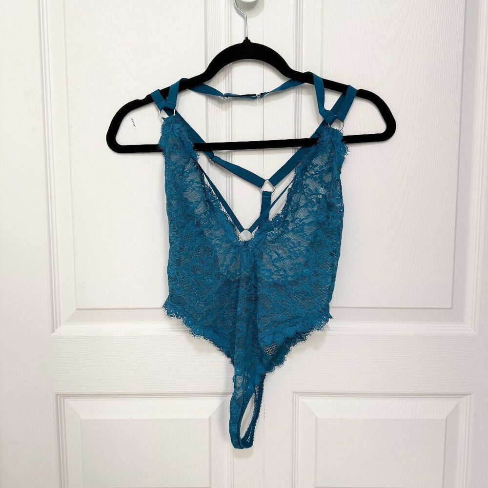 Women Victoria's Secret Lingerie V Neck Lace Thong Bodysuit in Teal Size Small